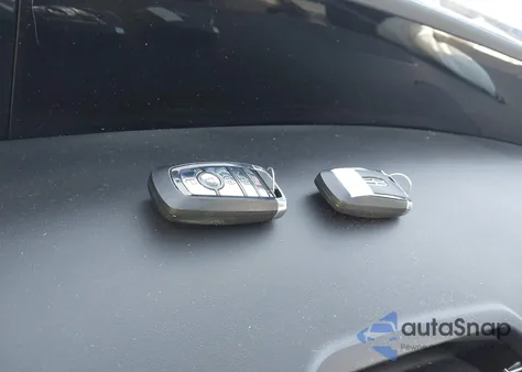 2024 Lincoln Nautilus Reserve из США, поврежденный, VIN 5LMPJ8K44RJ841636